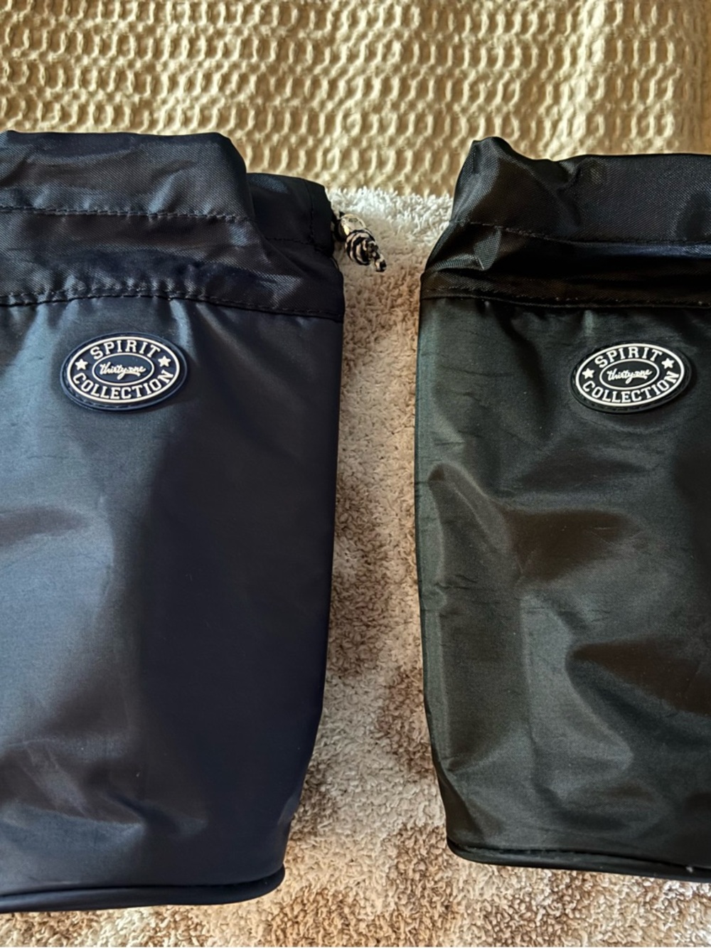 Set of 2 thirty-one Navy and Black Spirit Collection water bottle holders